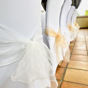 Noeuds en organza pour chaises