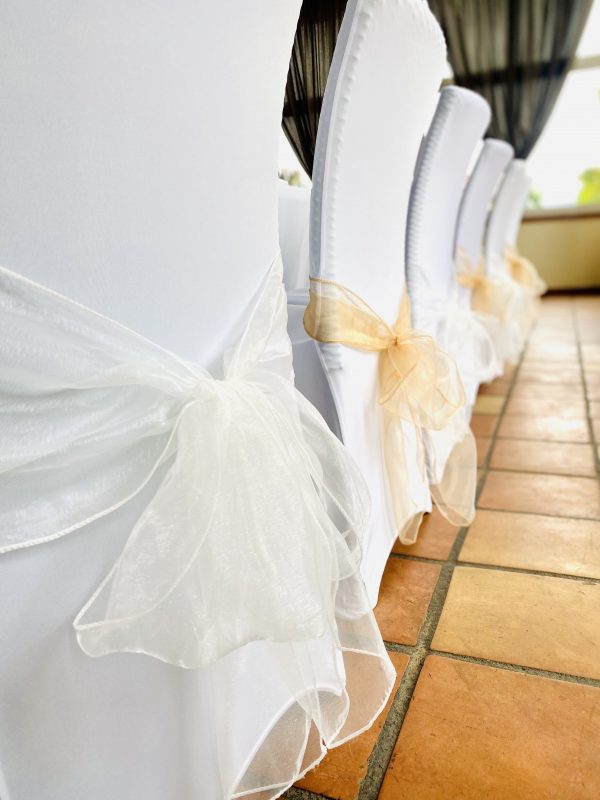 Noeuds en organza pour chaises