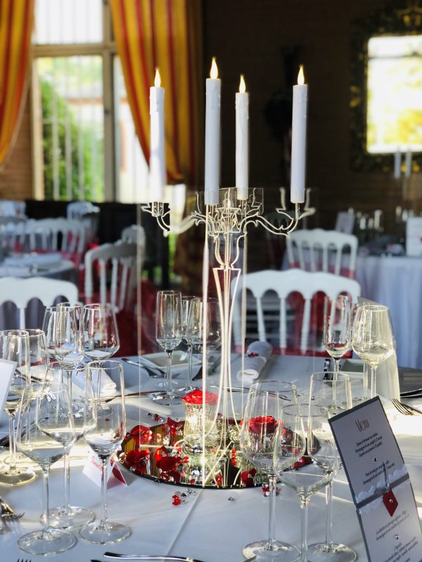 Chandelier plexiglass transparent