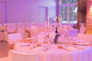 Décoration d'une salle de mariage à Balma